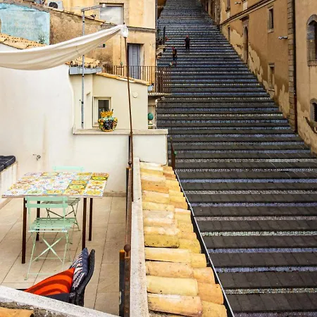 Loft Con Terrazzo Sulla Scalinata *