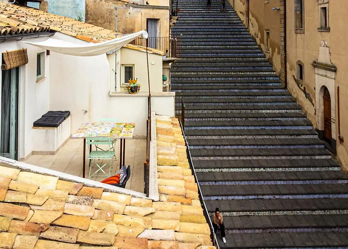 Loft Con Terrazza Sulla Scala * Caltagirone