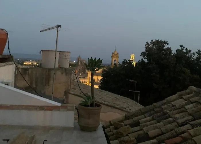 Loft Con Terrazza Sulla Scala 公寓